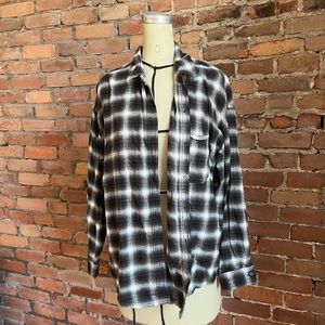 Garage Black and White Flannel
